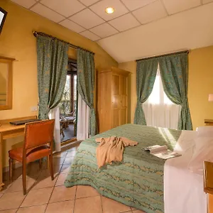 Fidene Hotel